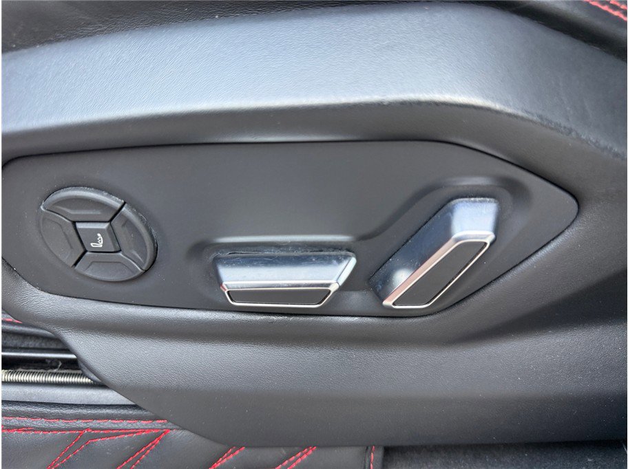 Used 2019 Lamborghini Urus AWD/4WD image 30