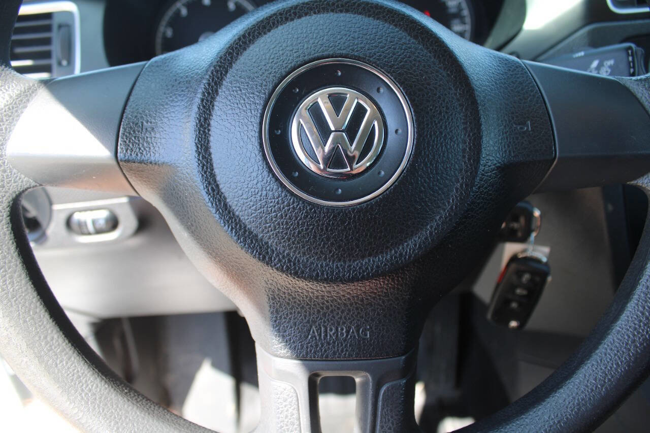 Used 2014 Volkswagen Jetta S image 14