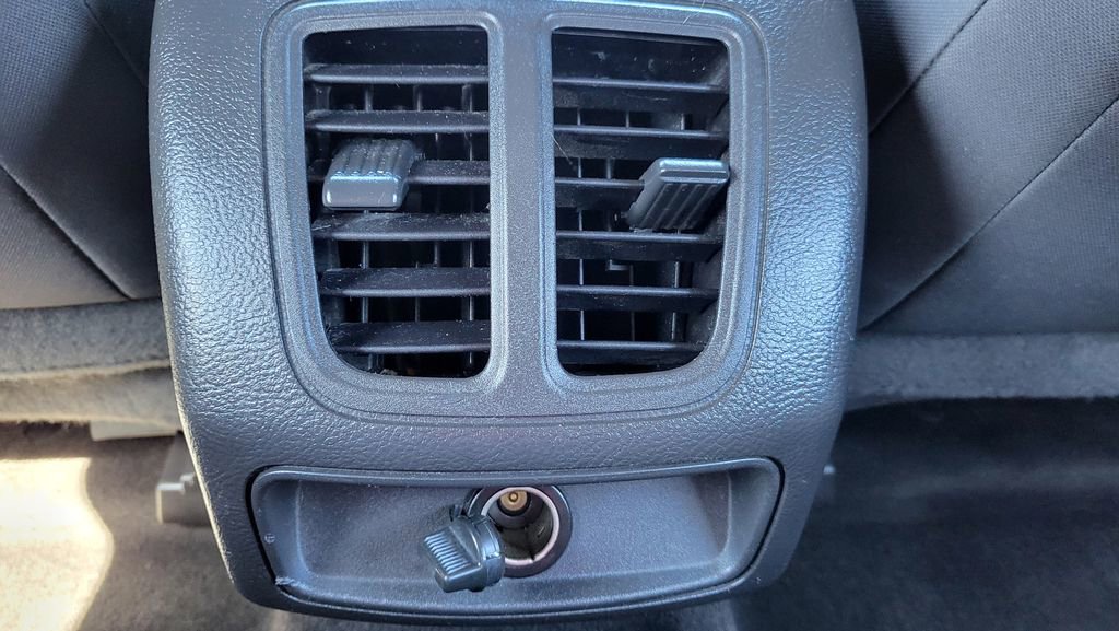 Used 2013 Ford Taurus SEL image 25