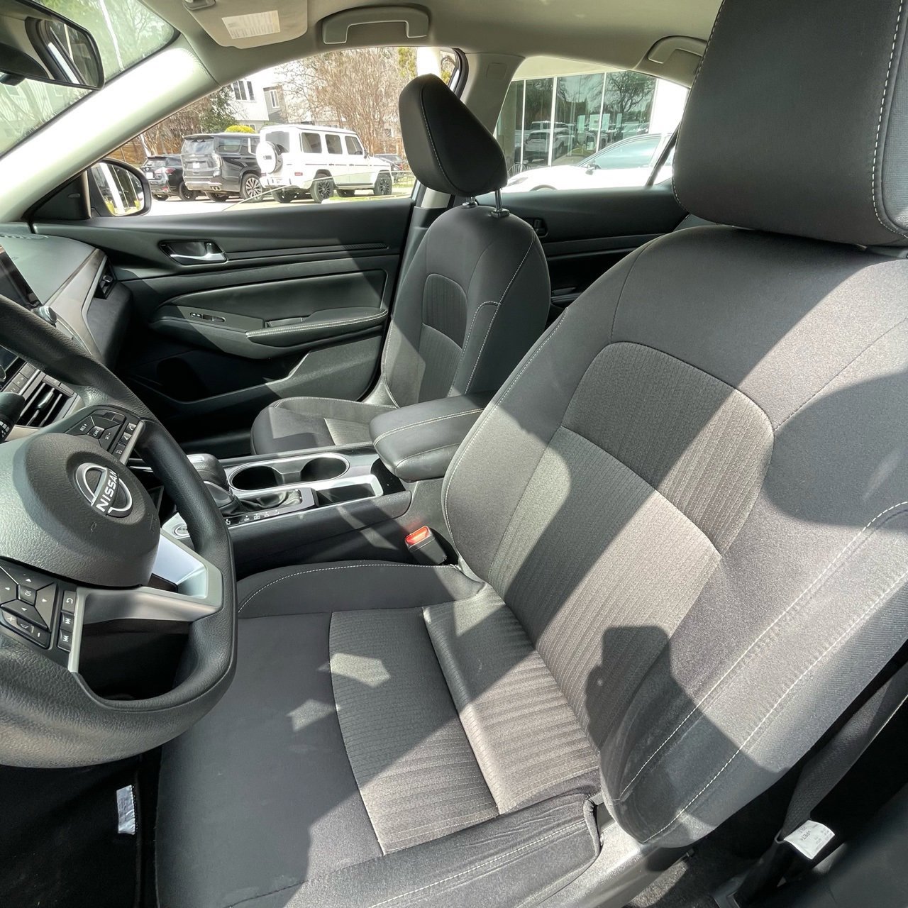 Used 2024 Nissan Altima 2.5 SV image 22