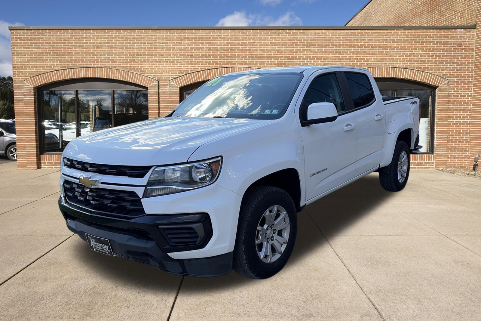 Used 2021 Chevrolet Colorado LT AWD/4WD image 8