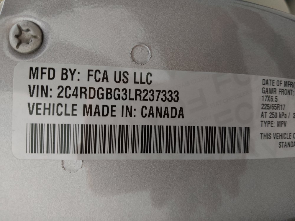 Used 2020 Dodge Grand Caravan SE FWD image 33