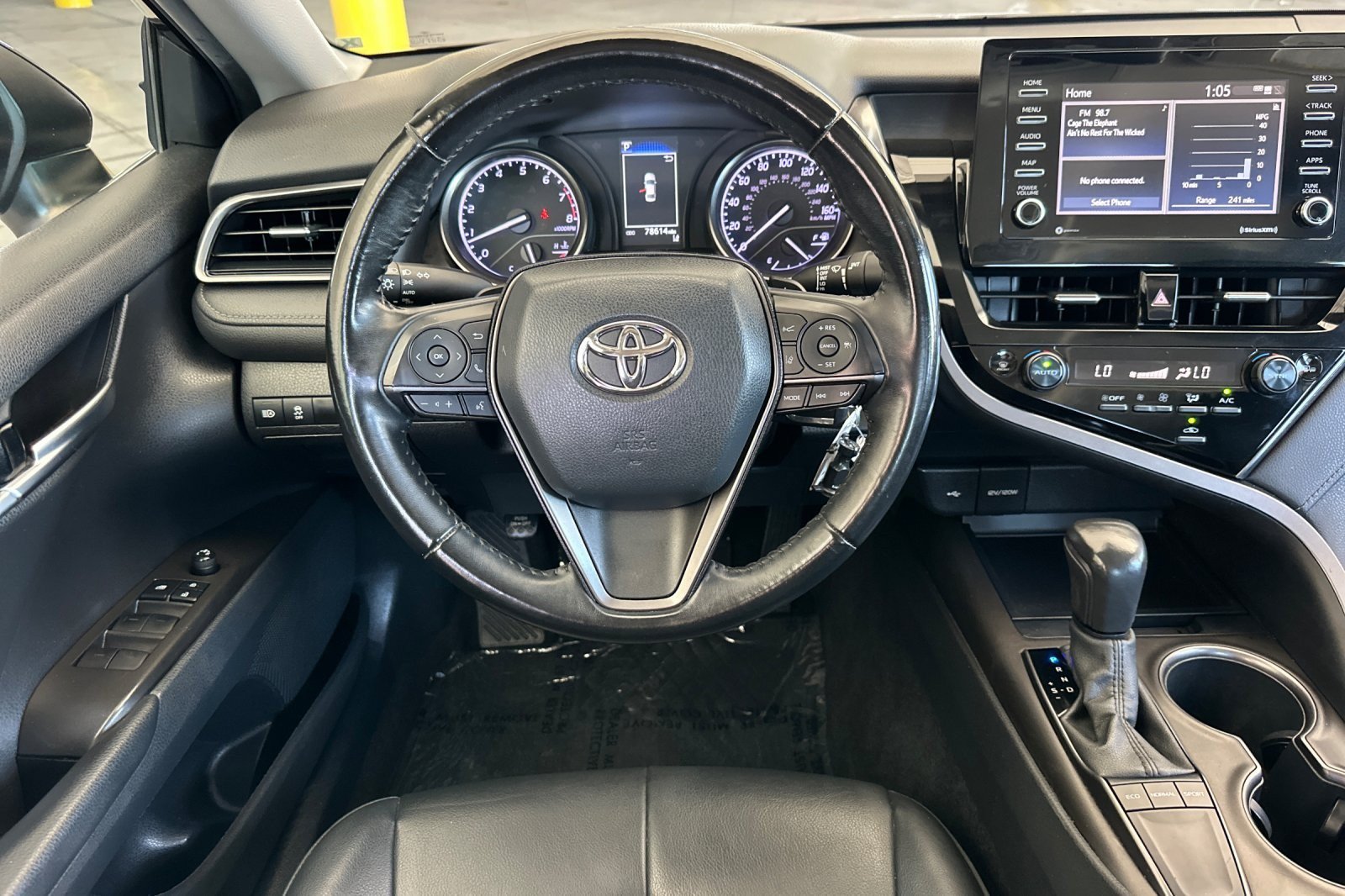 Certified 2022 Toyota Camry SE FWD image 13