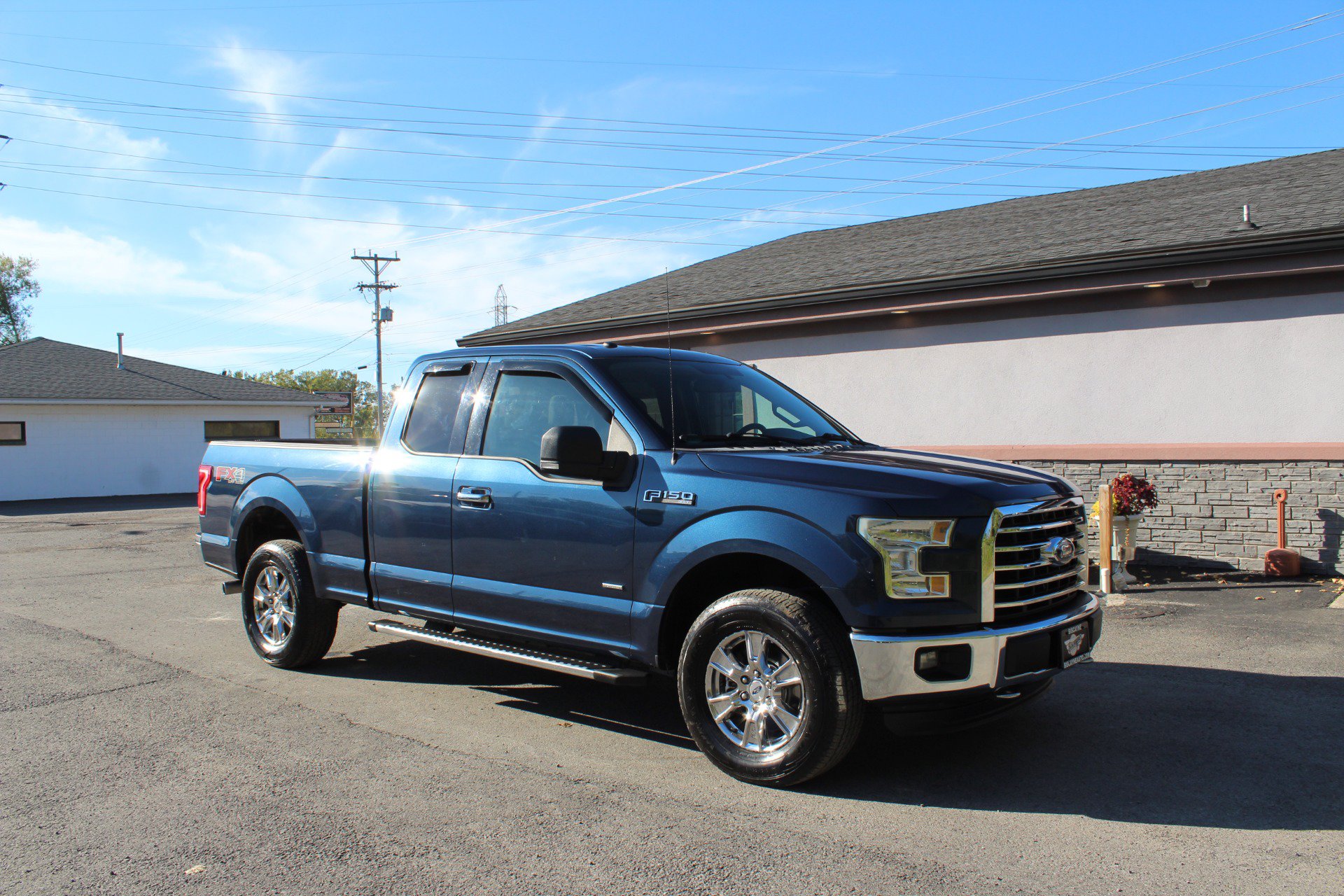 Used 2016 Ford F150 XLT w/ Equipment Group 302A Luxury AWD/4WD image 2