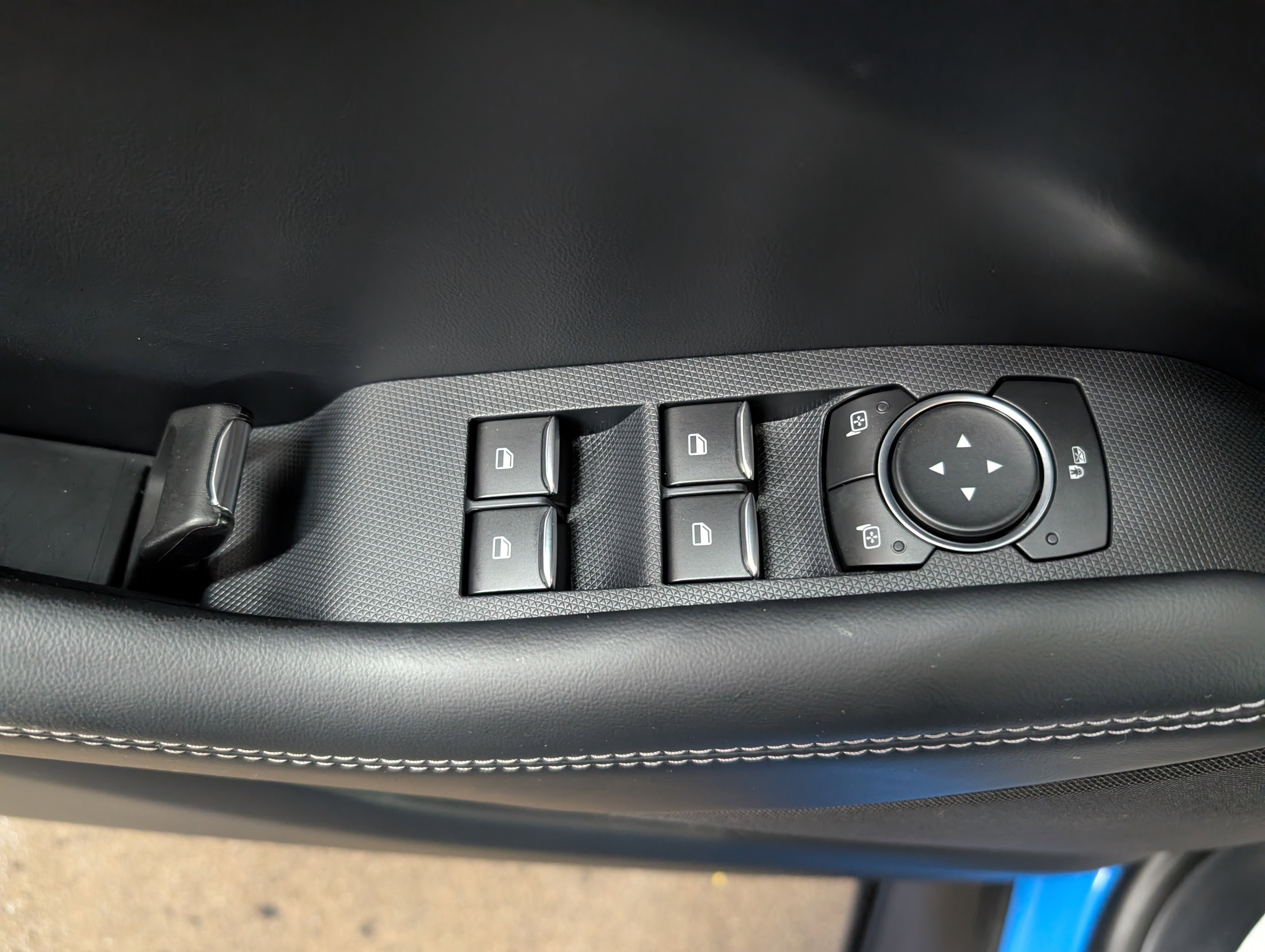 Used 2023 Ford Mustang Mach-E Select AWD/4WD image 21