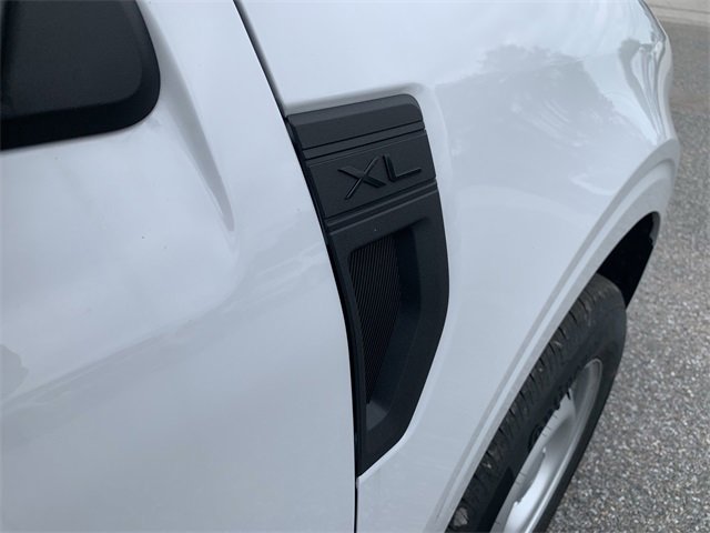 New 2025 Ford Maverick XL w/ Equipment Group 102A image 13