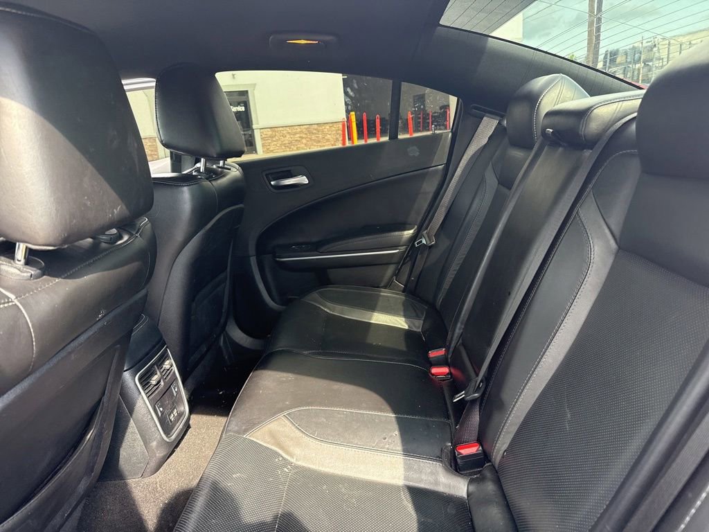 Used 2021 Dodge Charger SXT w/ Leather Interior Group RWD image 11