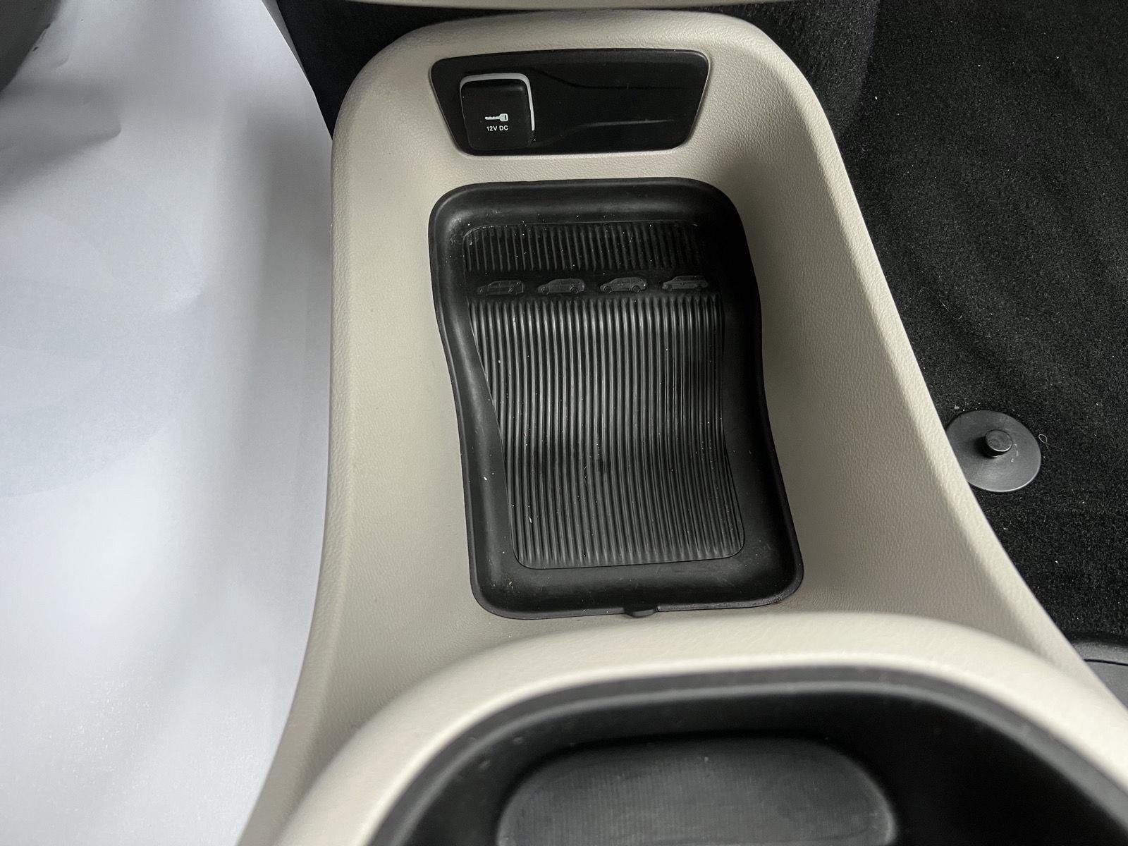 Used 2024 Chrysler Pacifica Touring-L image 24