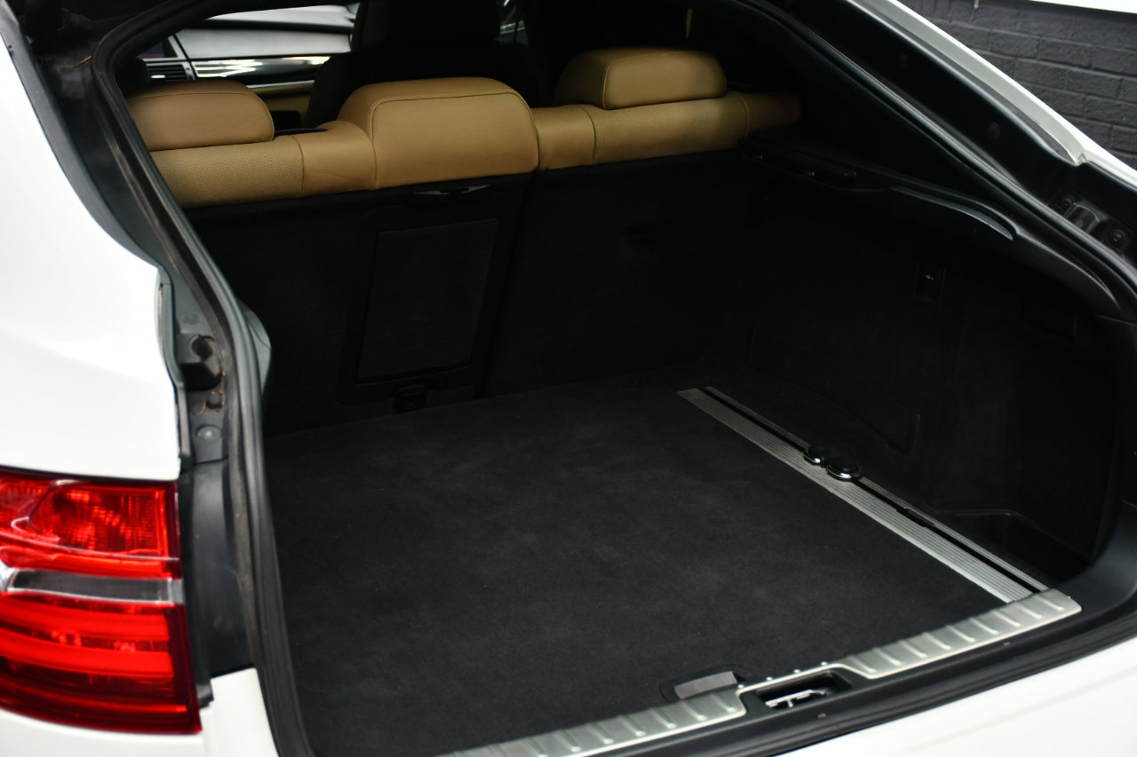 Used 2014 BMW X6 M image 47