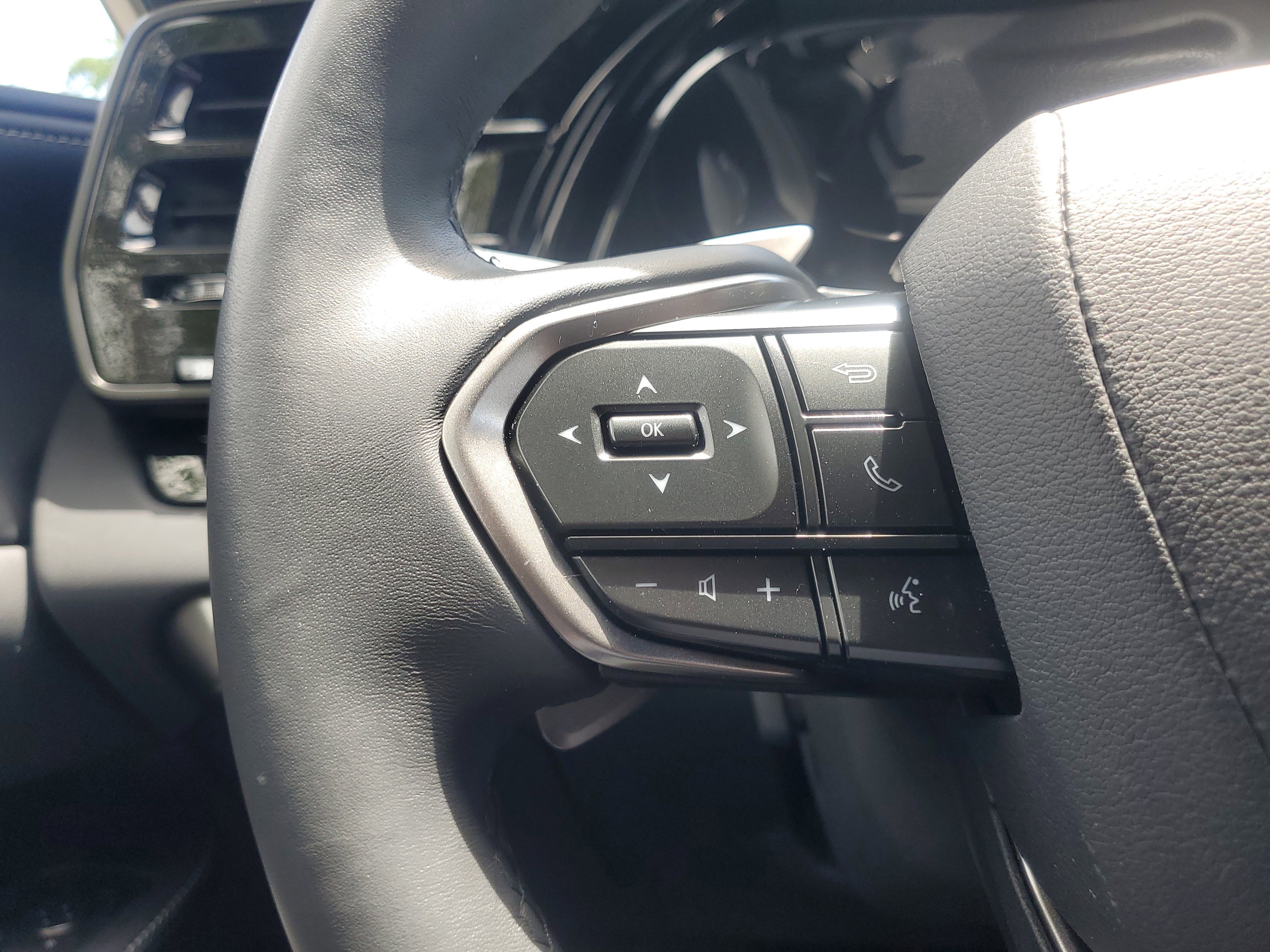 Used 2025 Lexus RX 350 FWD w/ Technology Package image 21
