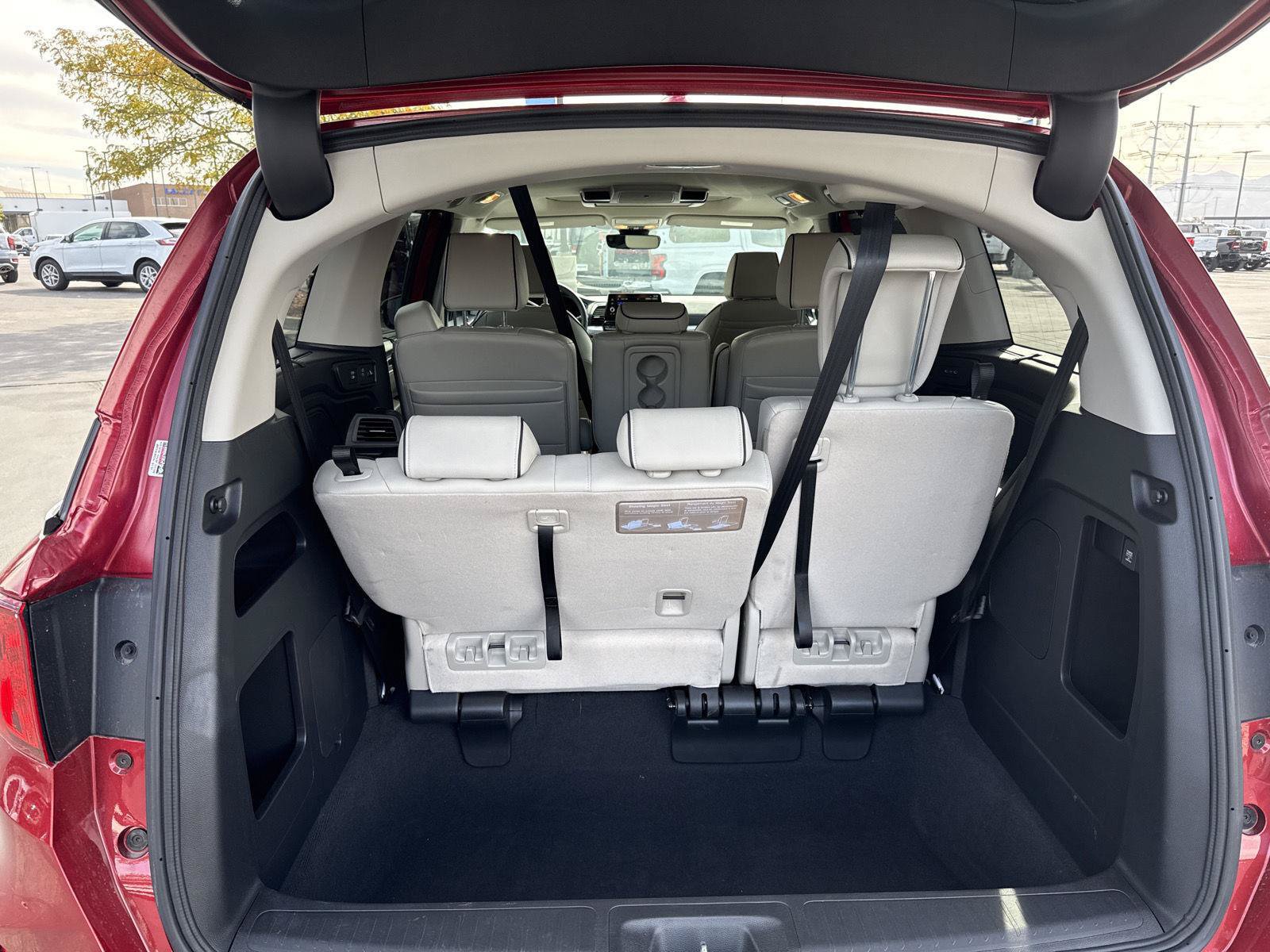 Used 2026 Honda Odyssey Touring image 6