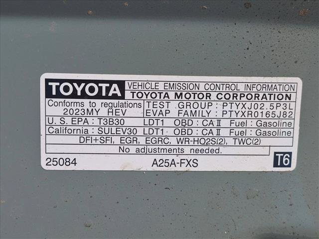 Used 2023 Toyota RAV4 XLE Premium AWD/4WD image 15
