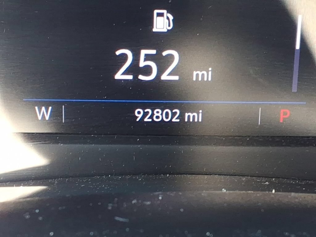 Used 2019 Cadillac XT4 Luxury FWD image 21