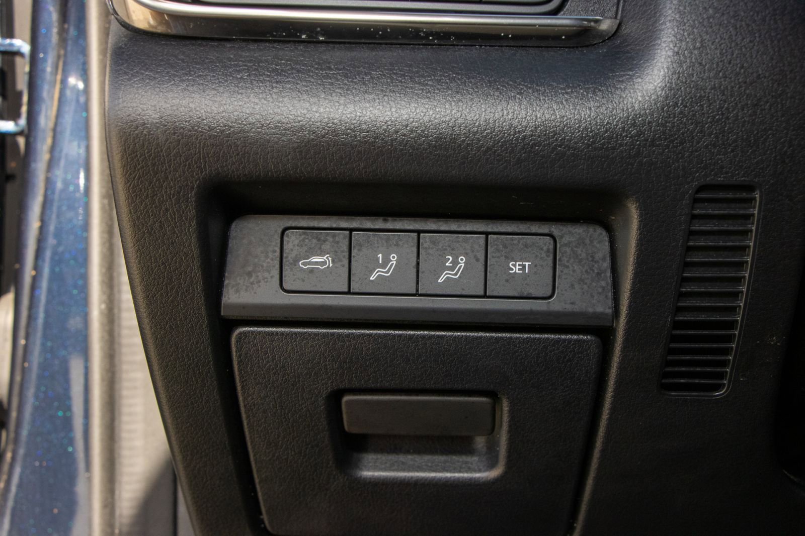 Used 2023 MAZDA CX-30 AWD 2.5 S w/ Premium Package image 31