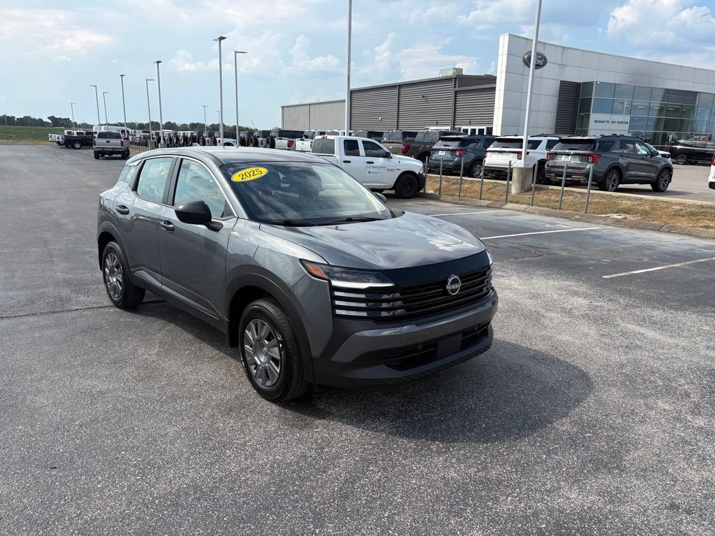 Used 2025 Nissan Kicks S FWD image 30