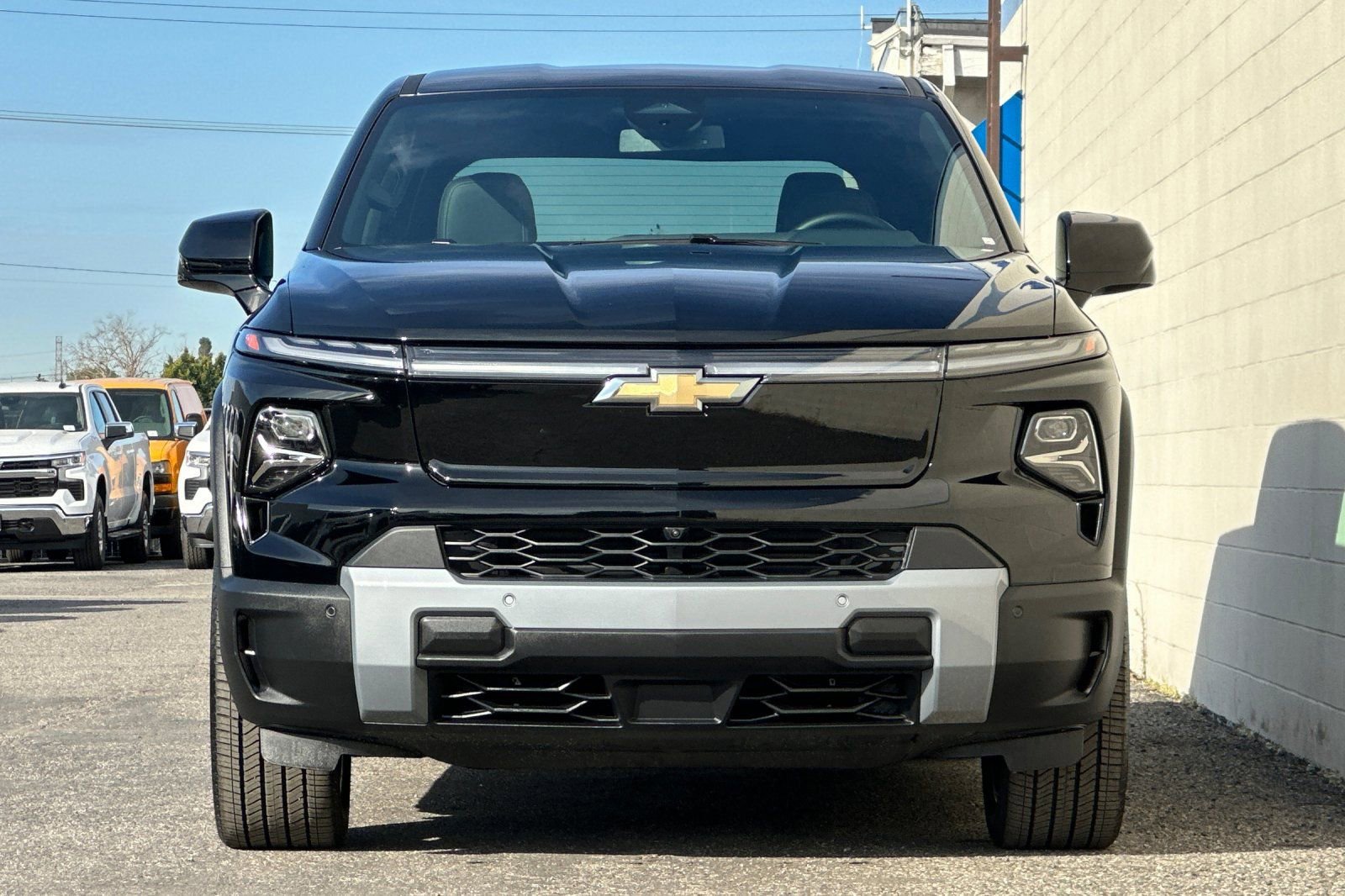 Used 2026 Chevrolet Silverado EV LT image 9