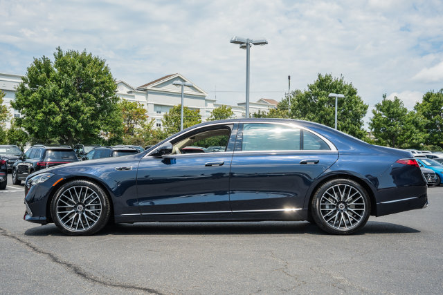 New 2027 Mercedes-Benz S 580 4MATIC Sedan image 4