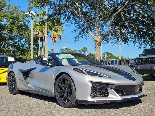 New 2027 Chevrolet Corvette Grand Sport w/ Z52 Sport Performance Package RWD image 8
