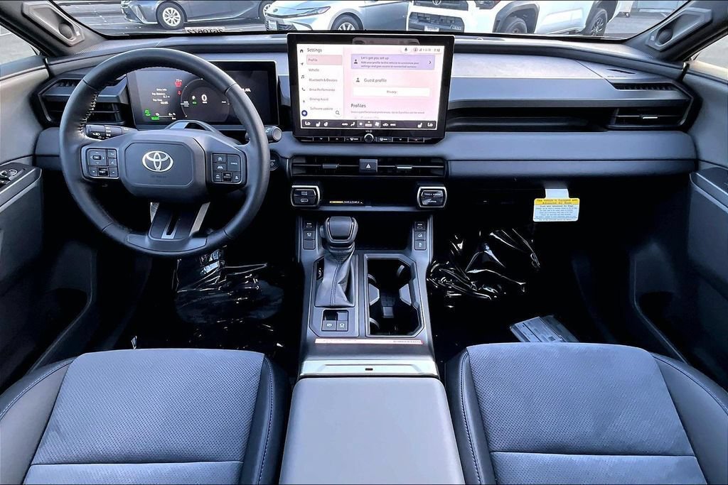 New 2026 Toyota RAV4 XSE AWD/4WD image 5