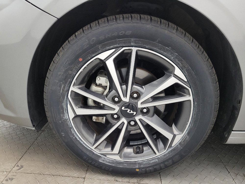 Used 2022 Kia Forte LXS FWD image 31