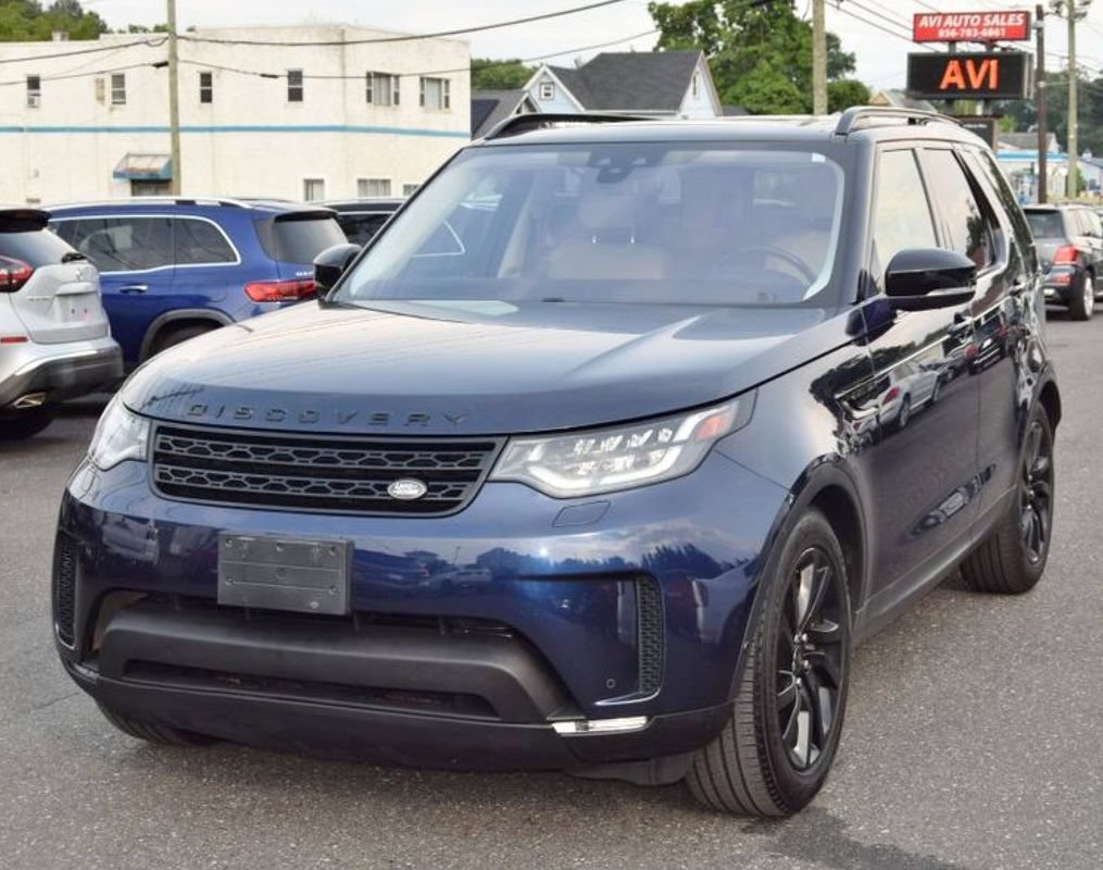 Used 2019 Land Rover Discovery HSE AWD/4WD image 3