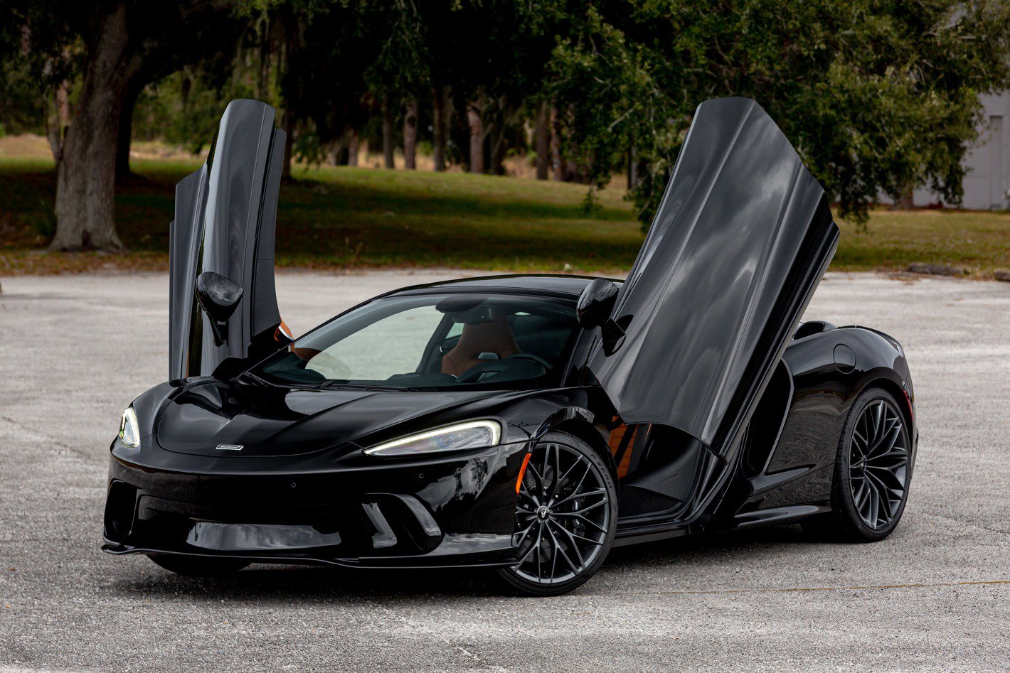 Used 2025 McLaren GTS image 1