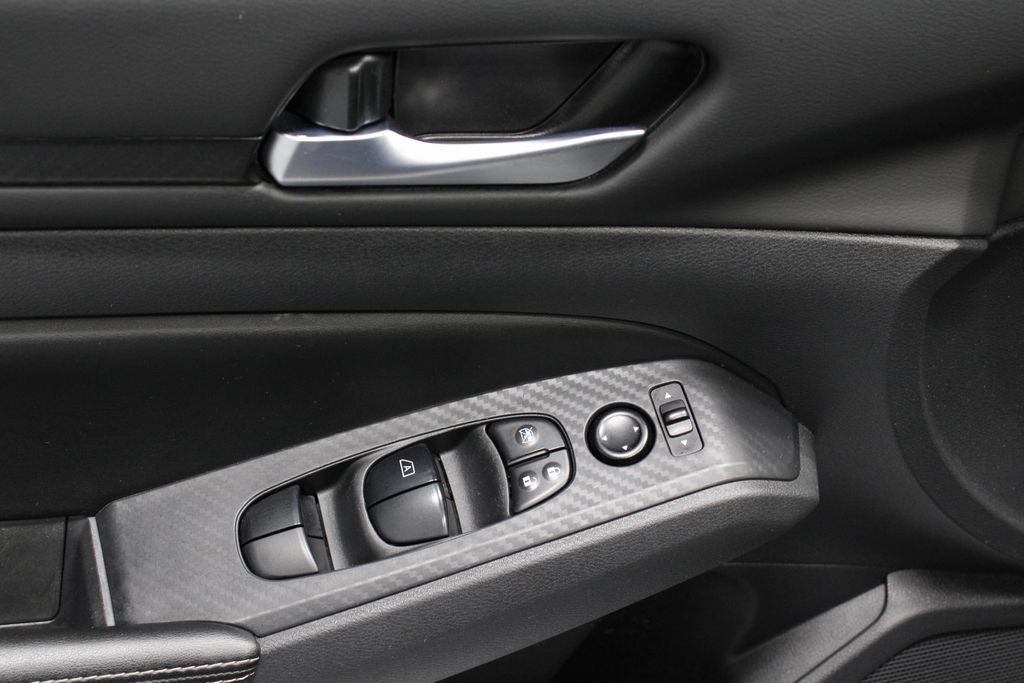 Certified 2024 Nissan Altima 2.5 SV FWD image 22