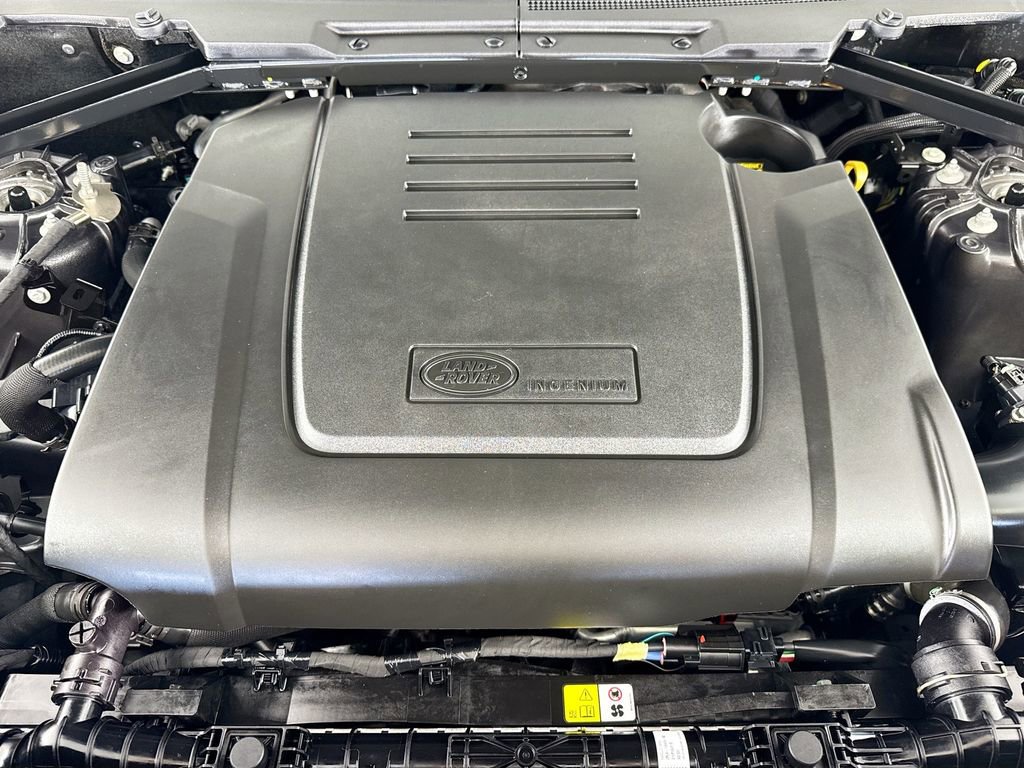 Used 2025 Land Rover Defender 110 S image 26