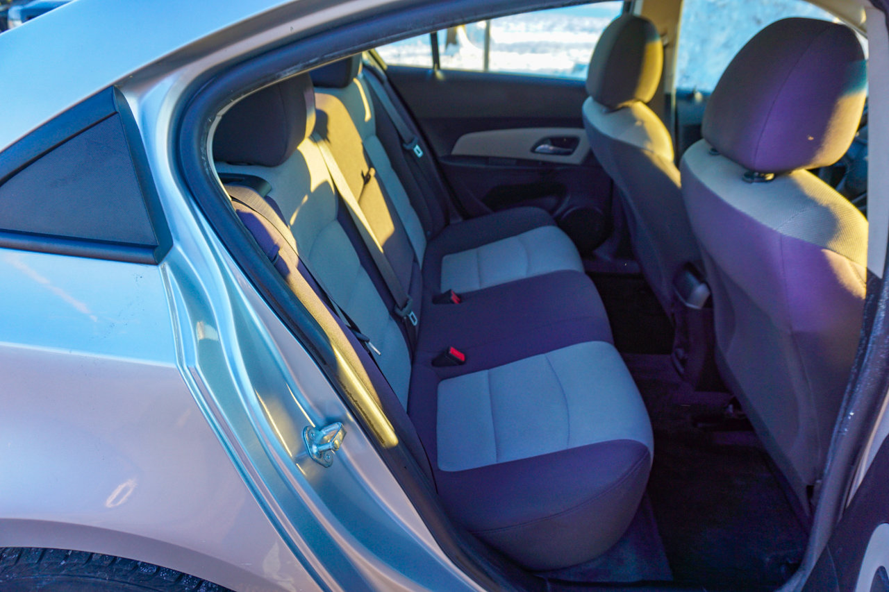 Used 2014 Chevrolet Cruze LS image 19