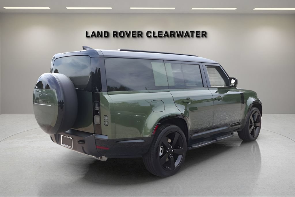 New 2026 Land Rover Defender 130 X-Dynamic SE AWD/4WD image 5