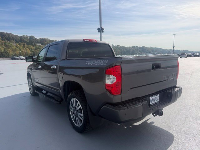 Used 2015 Toyota Tundra Limited w/ Limited Premium Package AWD/4WD image 5