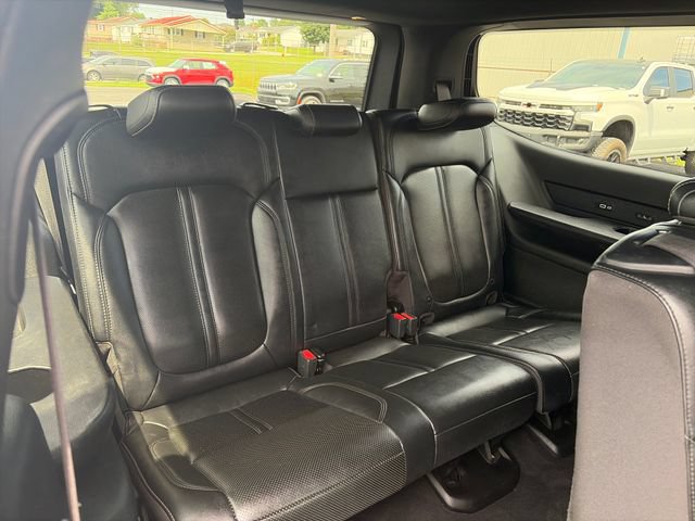 Used 2022 Jeep Wagoneer Series III AWD/4WD image 30