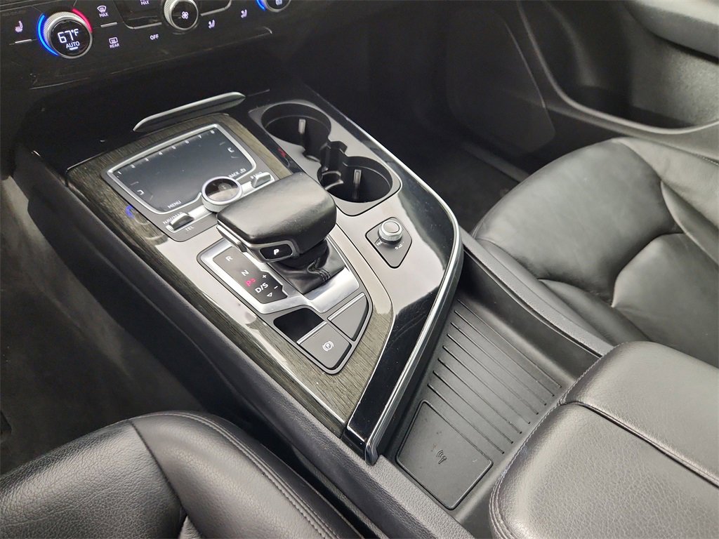 Used 2017 Audi Q7 3.0T Premium Plus image 22