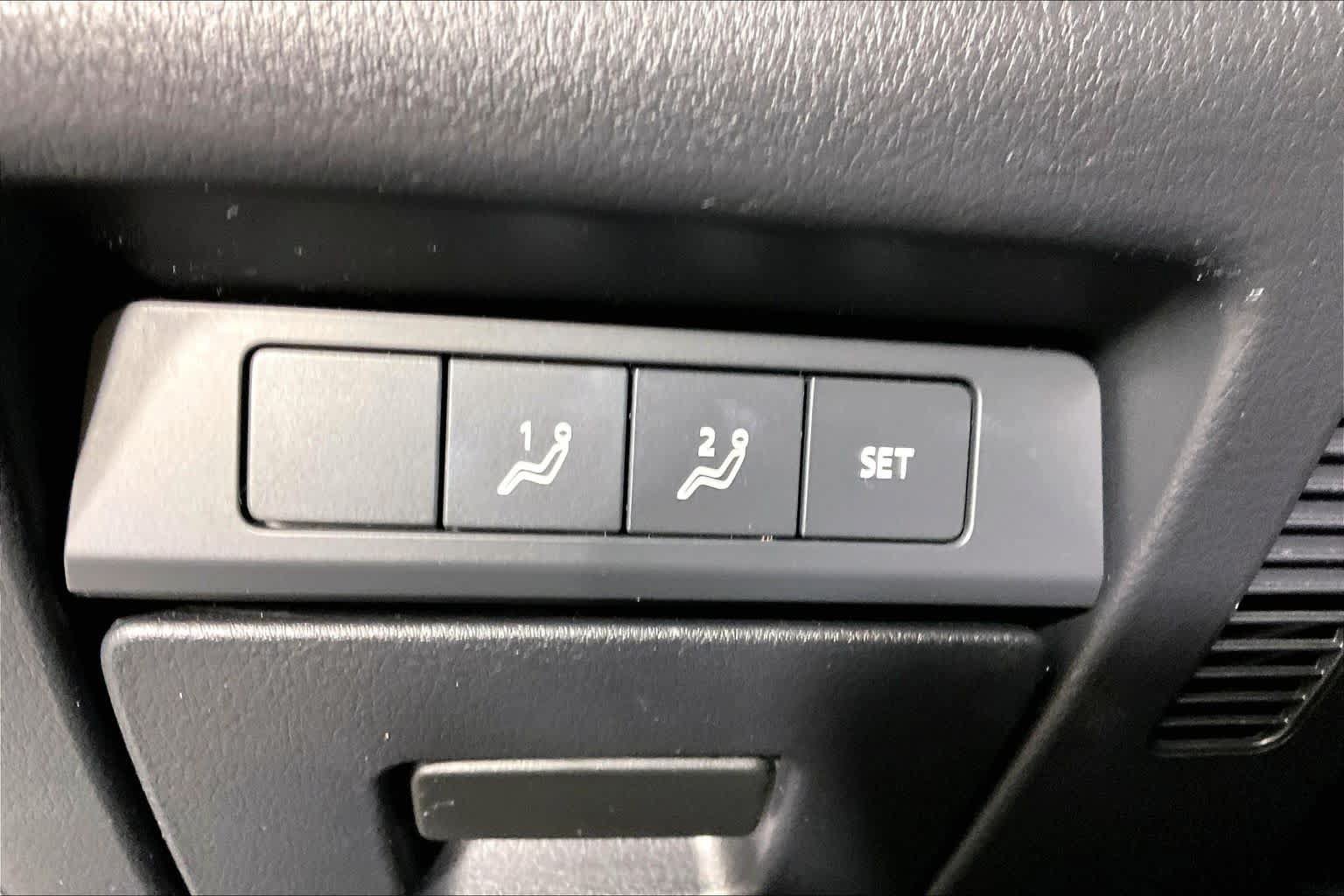 Used 2021 MAZDA CX-30 FWD 2.5 S w/ Preferred Package image 32