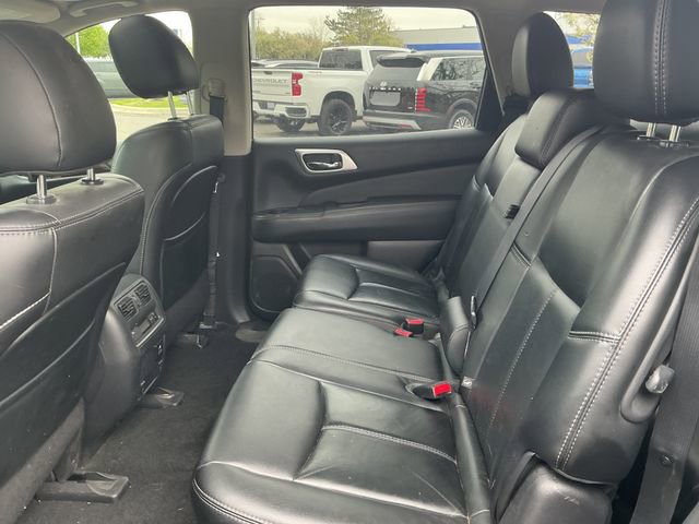 Used 2015 Nissan Pathfinder Platinum AWD/4WD image 25