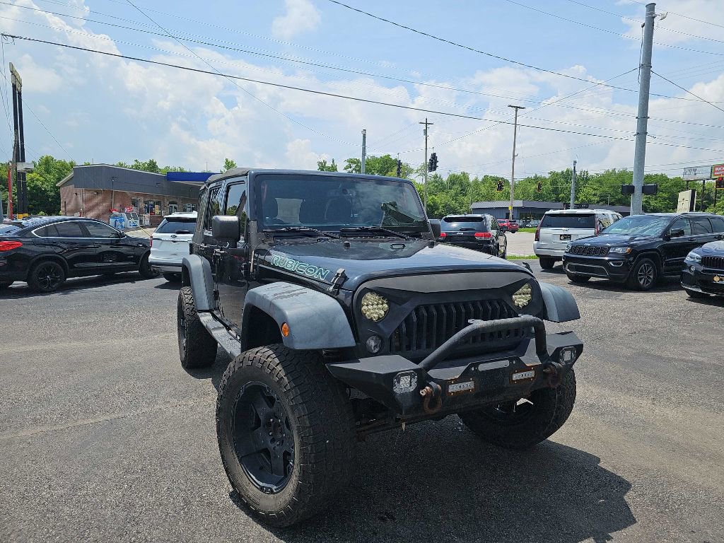 Used 2014 Jeep Wrangler Unlimited Rubicon w/ Connectivity Group image 3