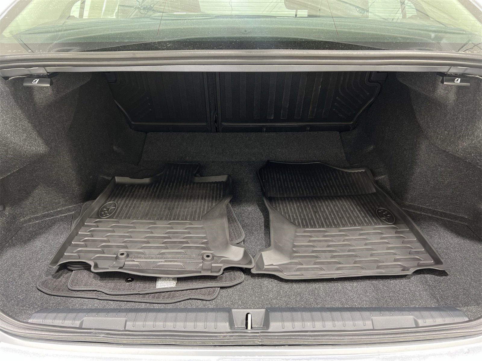 Certified 2025 Subaru Legacy Limited image 24