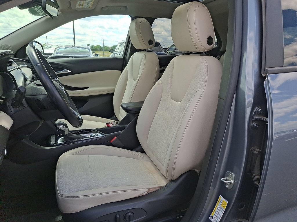 Used 2021 Buick Encore GX Select w/ Experience Buick Package AWD/4WD image 13
