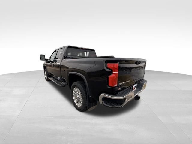 Used 2024 Chevrolet Silverado 3500 LTZ w/ LTZ Plus Package image 4