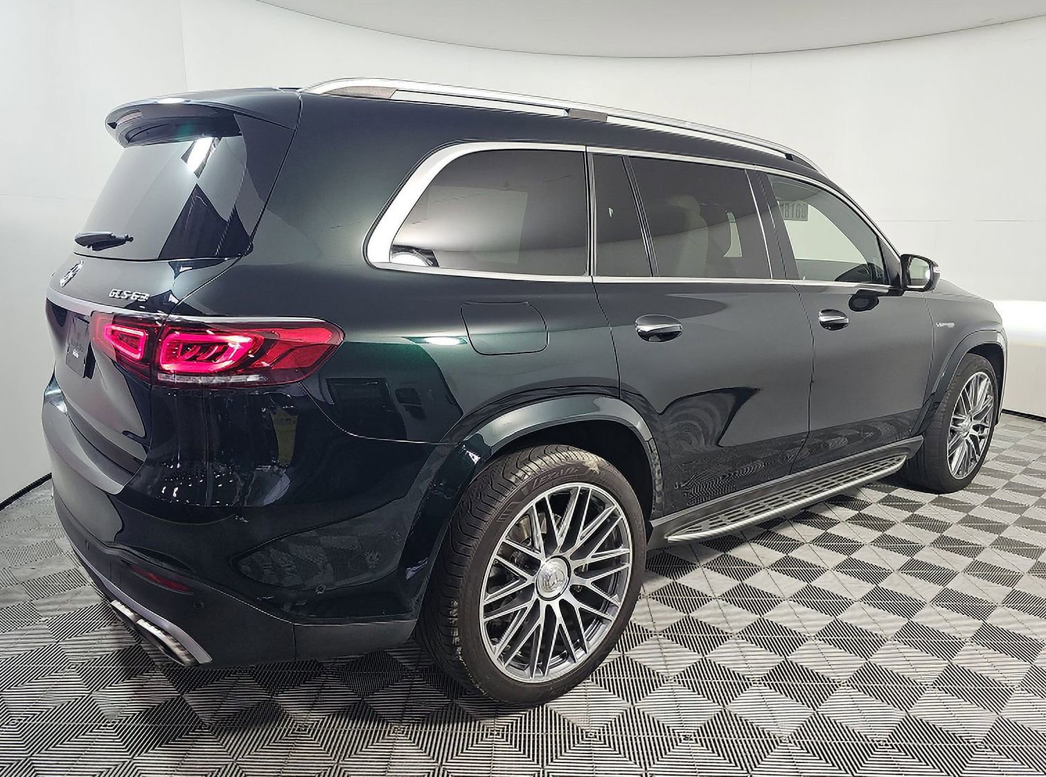 Used 2021 Mercedes-Benz GLS 63 AMG 4MATIC image 4