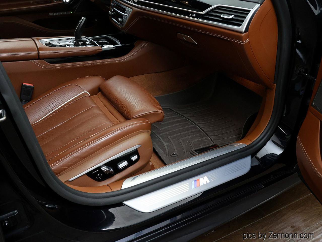 Used 2018 BMW 750i xDrive AWD/4WD image 40