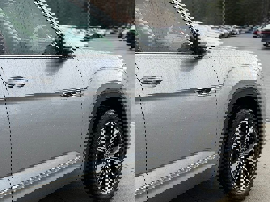 New 2026 Volkswagen Atlas SEL Premium R-Line image 11