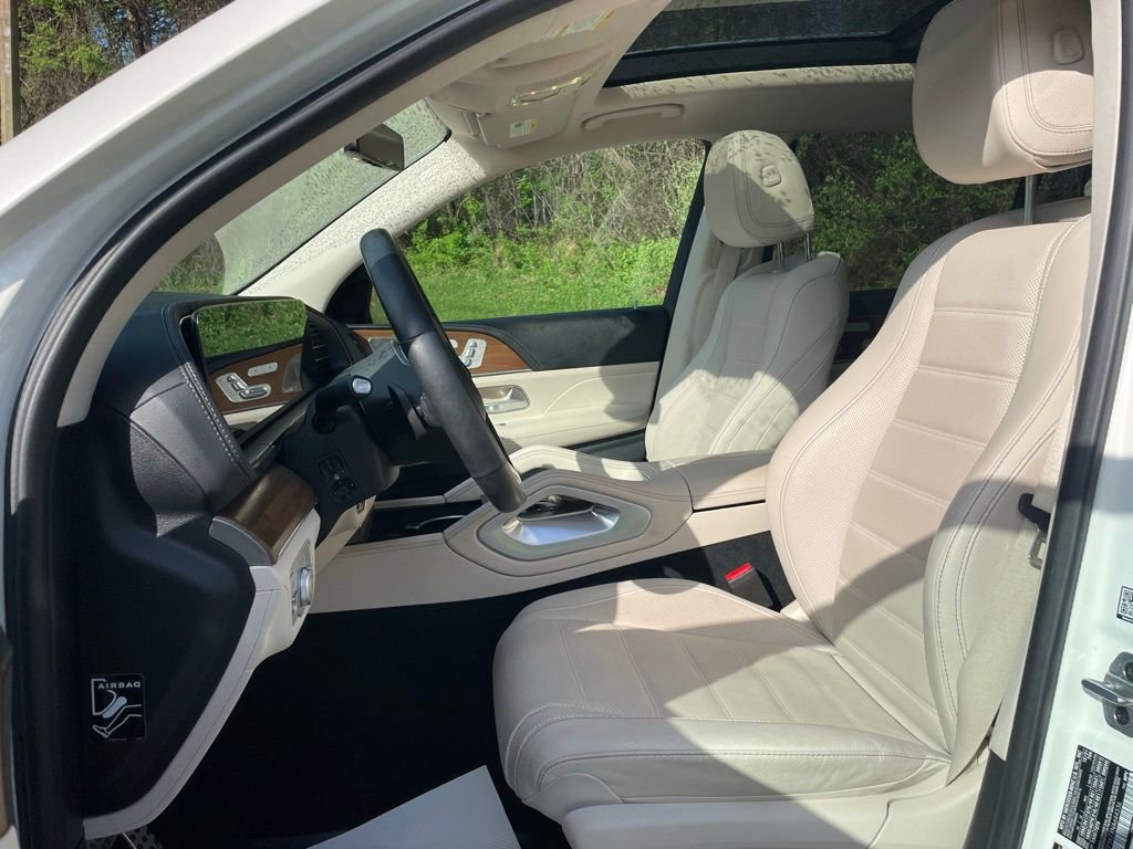 Used 2022 Mercedes-Benz GLS 450 4MATIC image 33