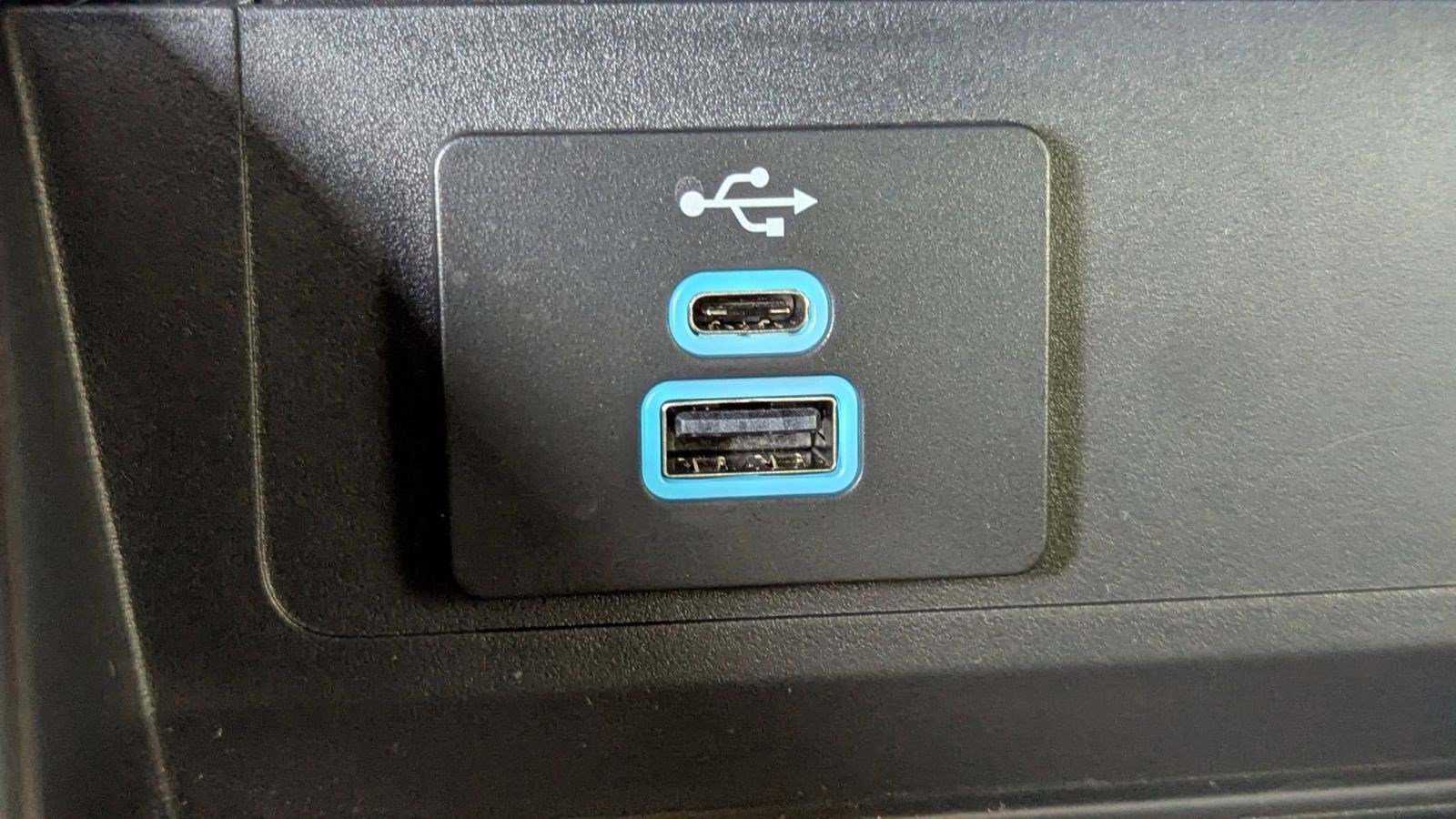 Used 2025 Ford Mustang Coupe image 27