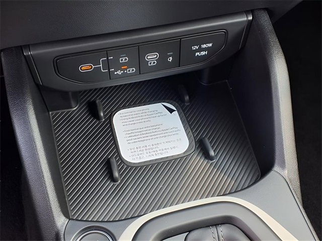 New 2025 Kia K4 GT-Line image 11