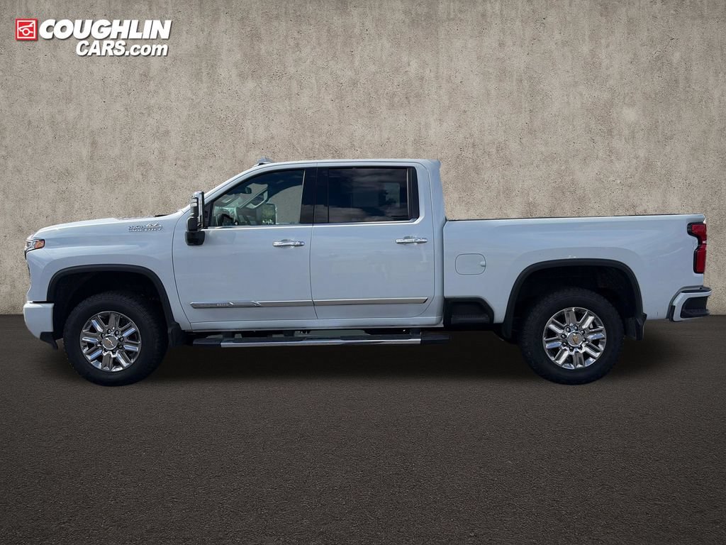 Used 2026 Chevrolet Silverado 2500 High Country AWD/4WD image 5