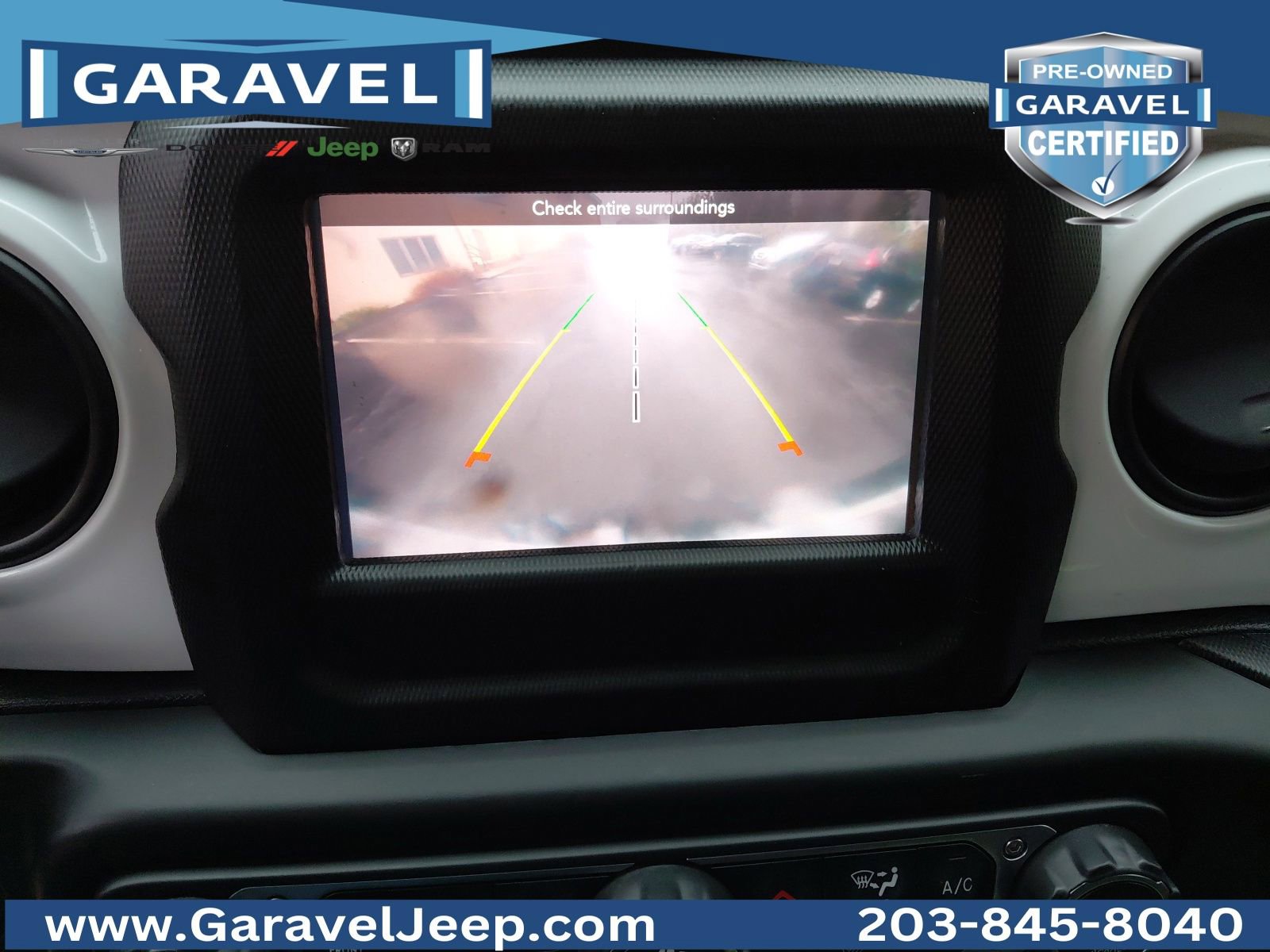 Used 2021 Jeep Wrangler Islander image 10