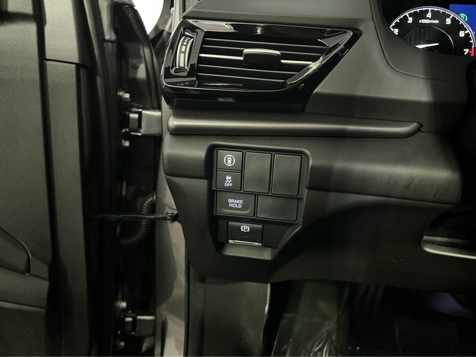 Used 2026 Acura RDX SH-AWD image 18