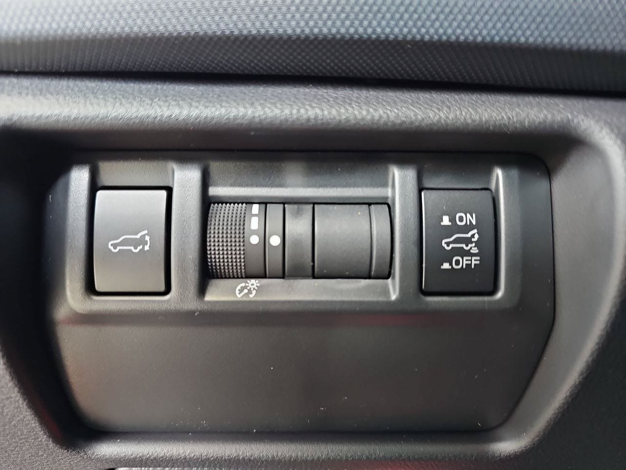 Certified 2026 Subaru Forester Premium AWD/4WD image 30