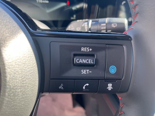 New 2026 Nissan Kicks SR w/ Cold Weather Package image 17